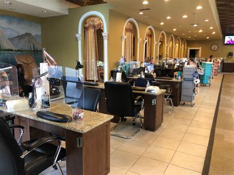 nail salon fresno|queen bee nails fresno.